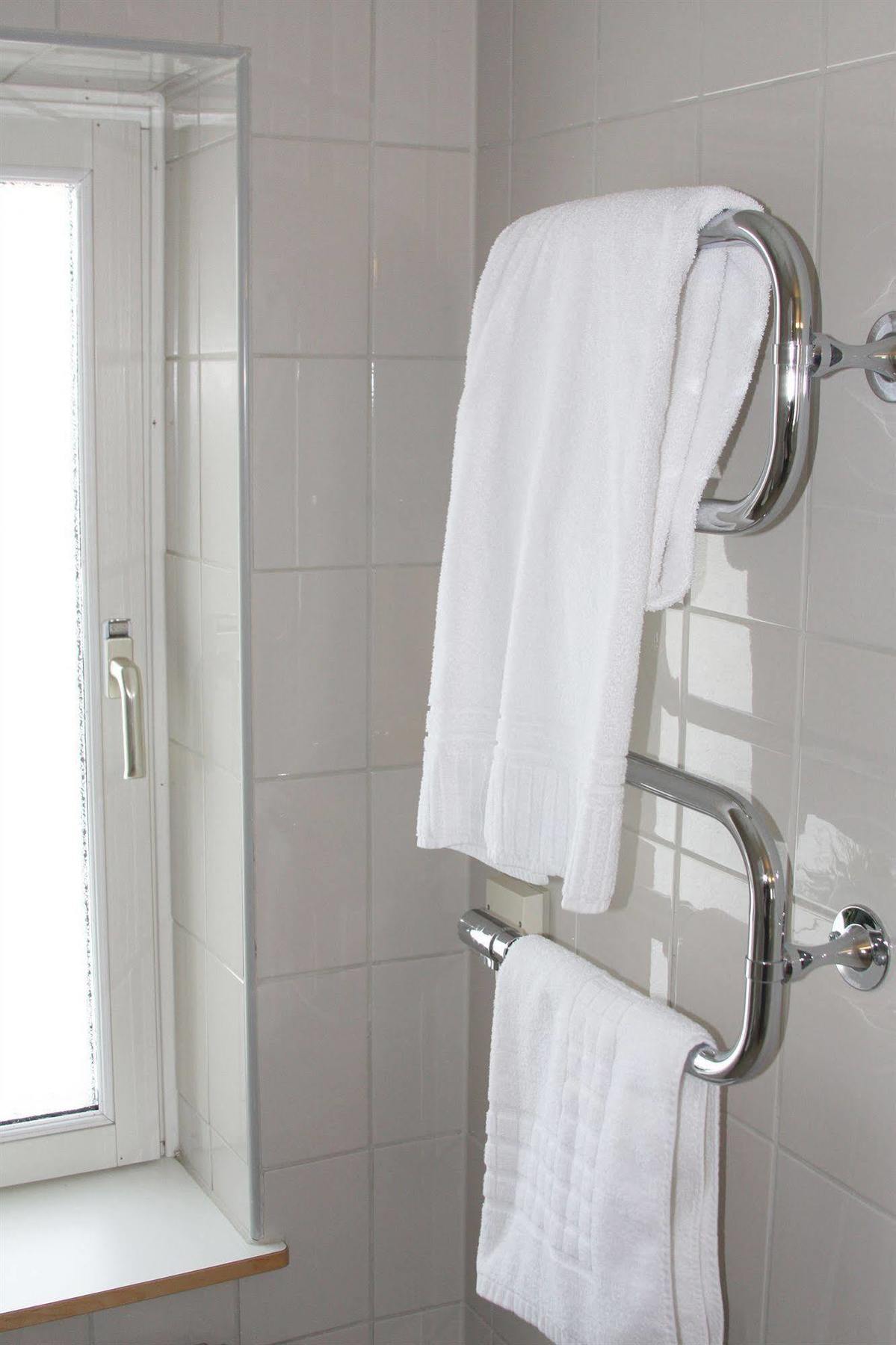 Alséns Hotell Sandviken Esterno foto