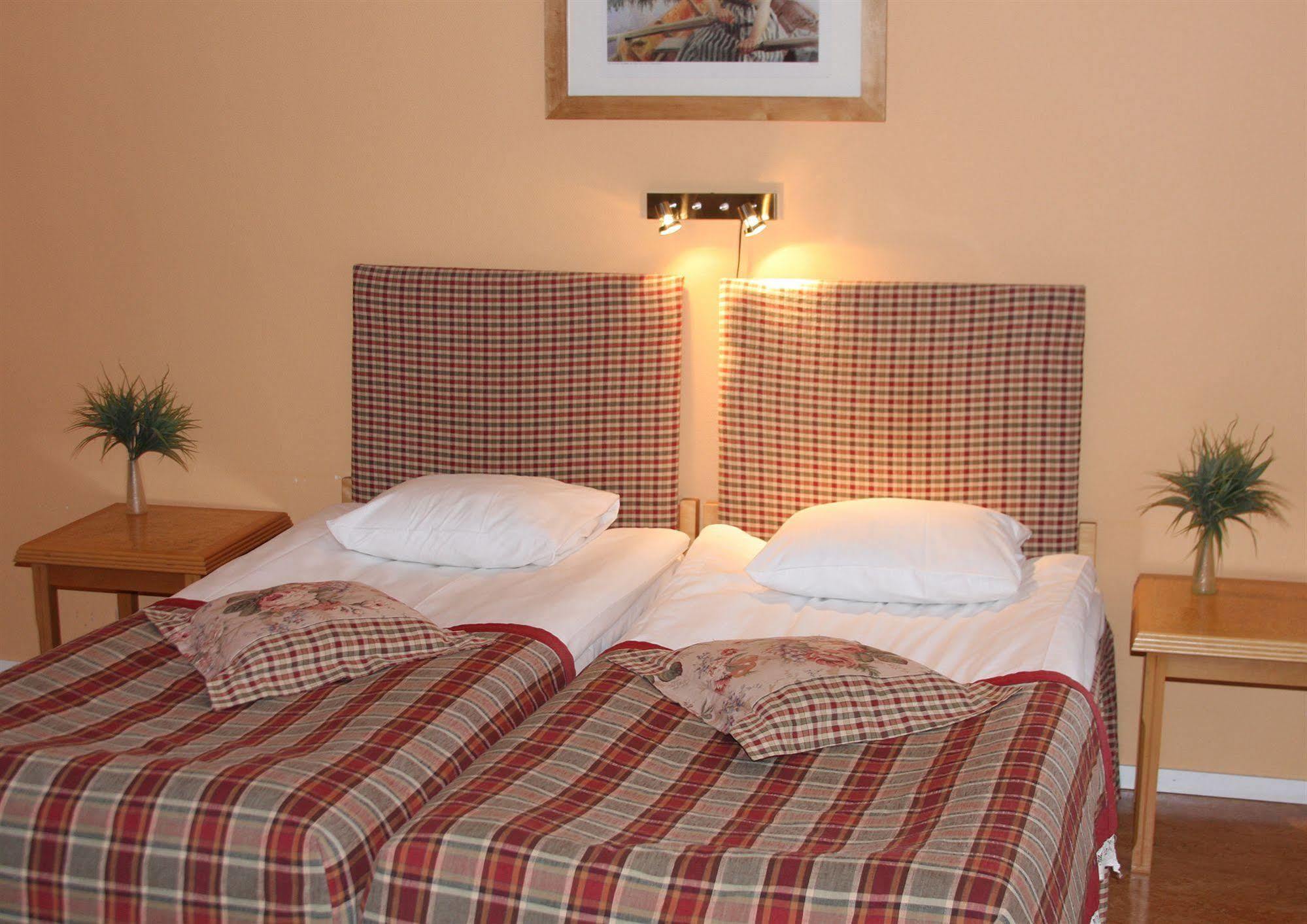 Alséns Hotell Sandviken Esterno foto